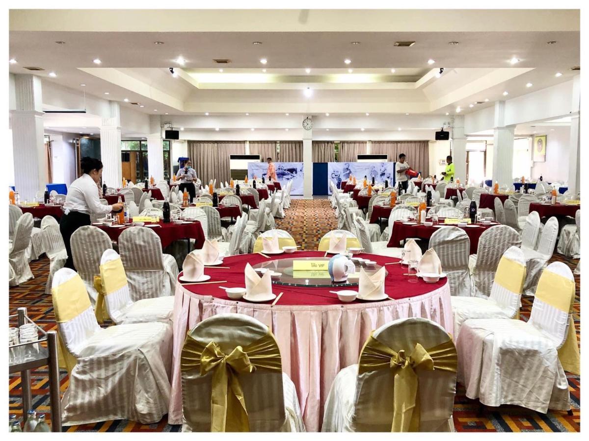 Dad D Resort By Lopburi Inn Resort Εξωτερικό φωτογραφία