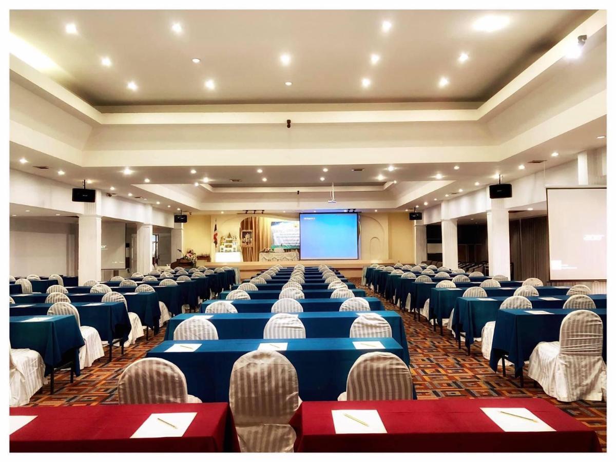 Dad D Resort By Lopburi Inn Resort Εξωτερικό φωτογραφία