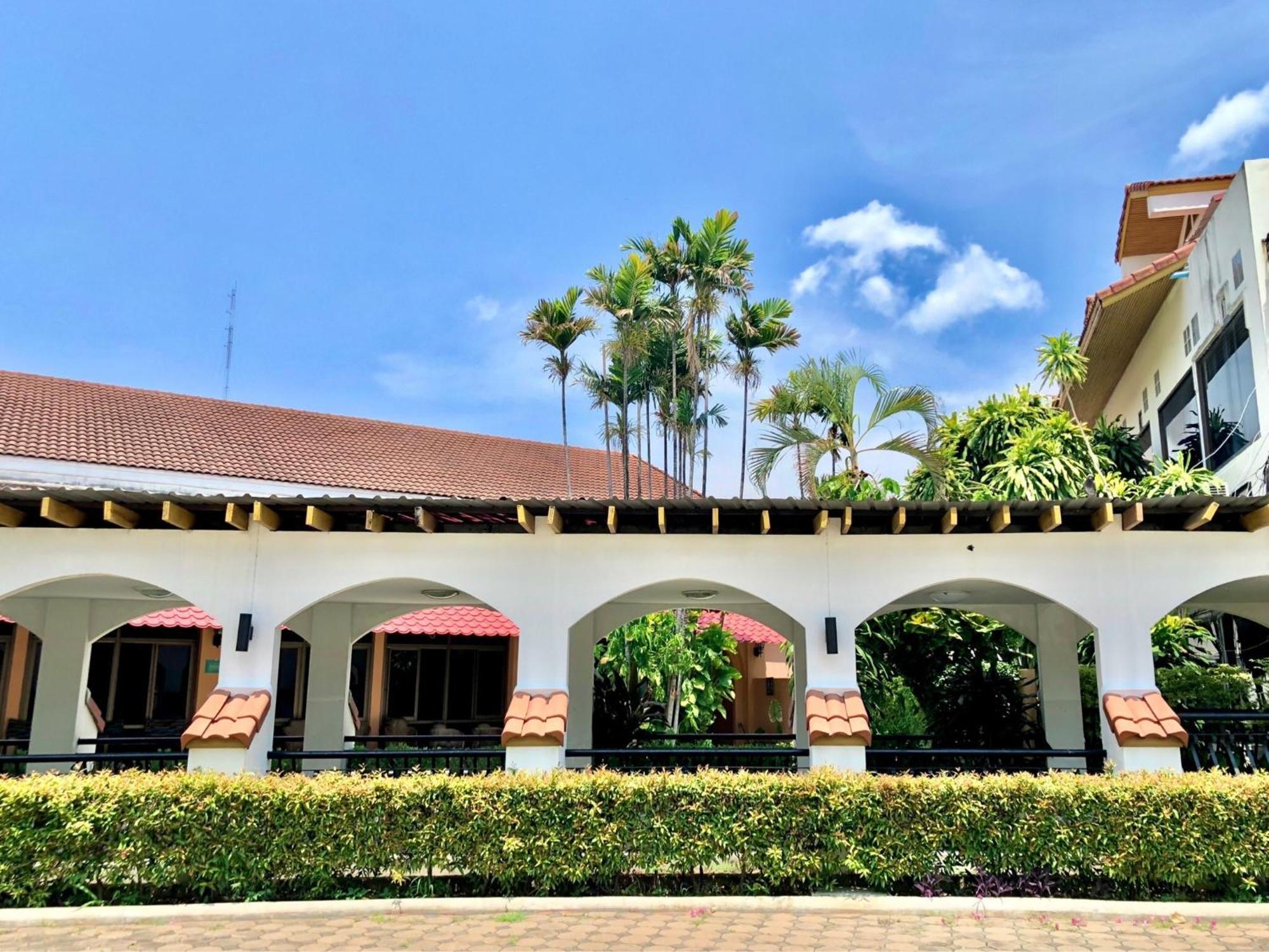 Dad D Resort By Lopburi Inn Resort Εξωτερικό φωτογραφία