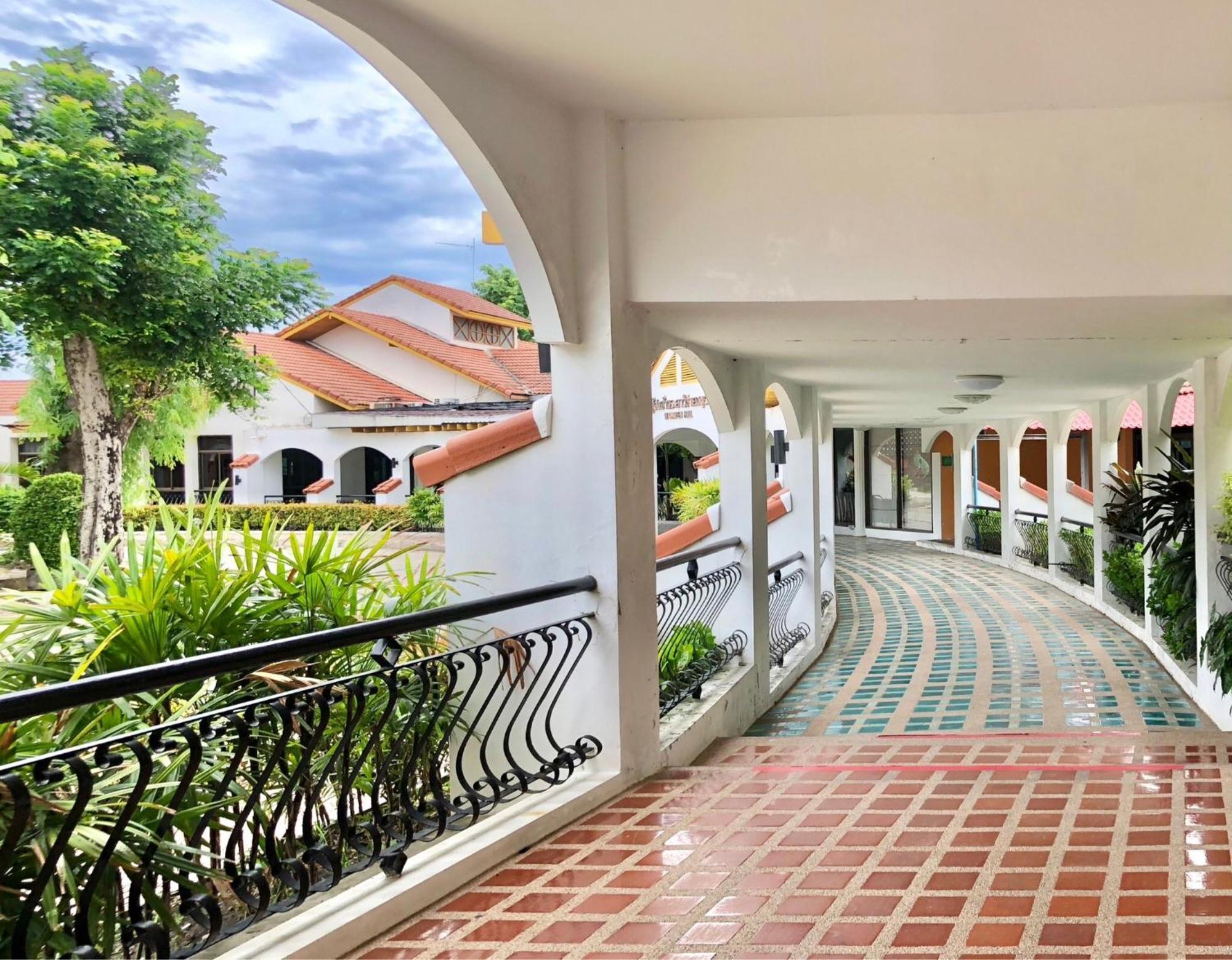 Dad D Resort By Lopburi Inn Resort Εξωτερικό φωτογραφία
