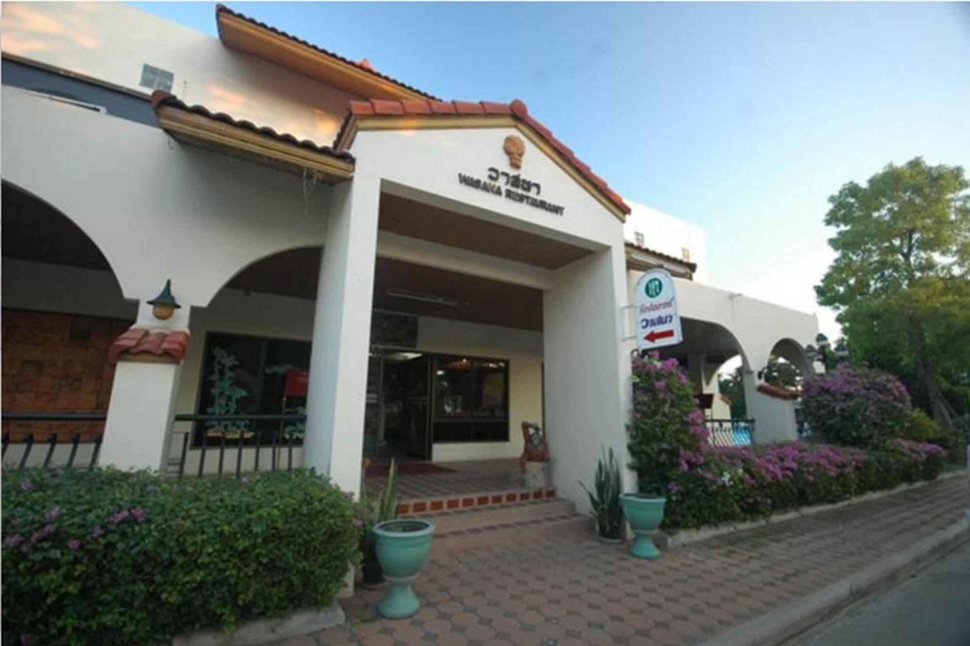 Dad D Resort By Lopburi Inn Resort Εξωτερικό φωτογραφία