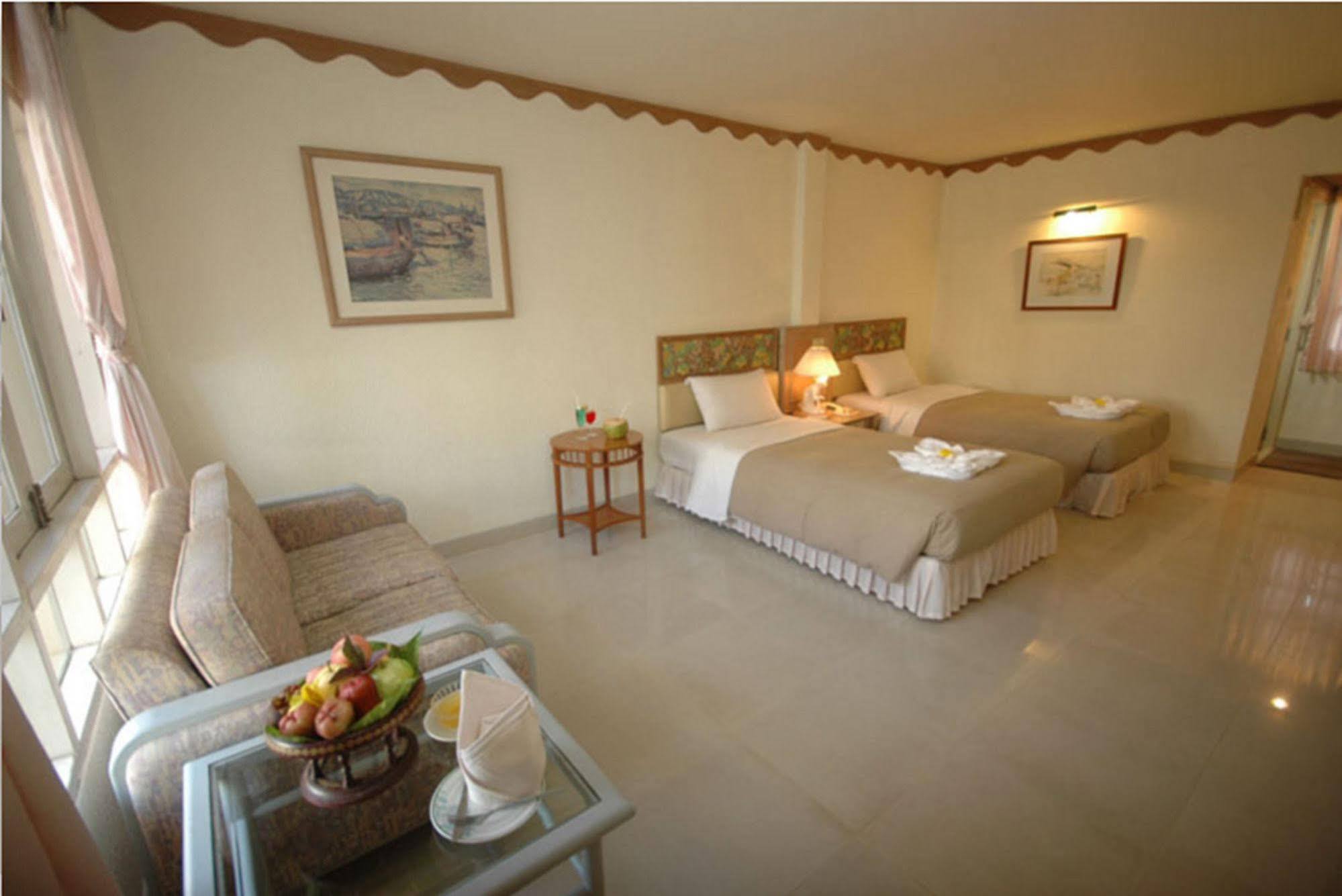 Dad D Resort By Lopburi Inn Resort Εξωτερικό φωτογραφία