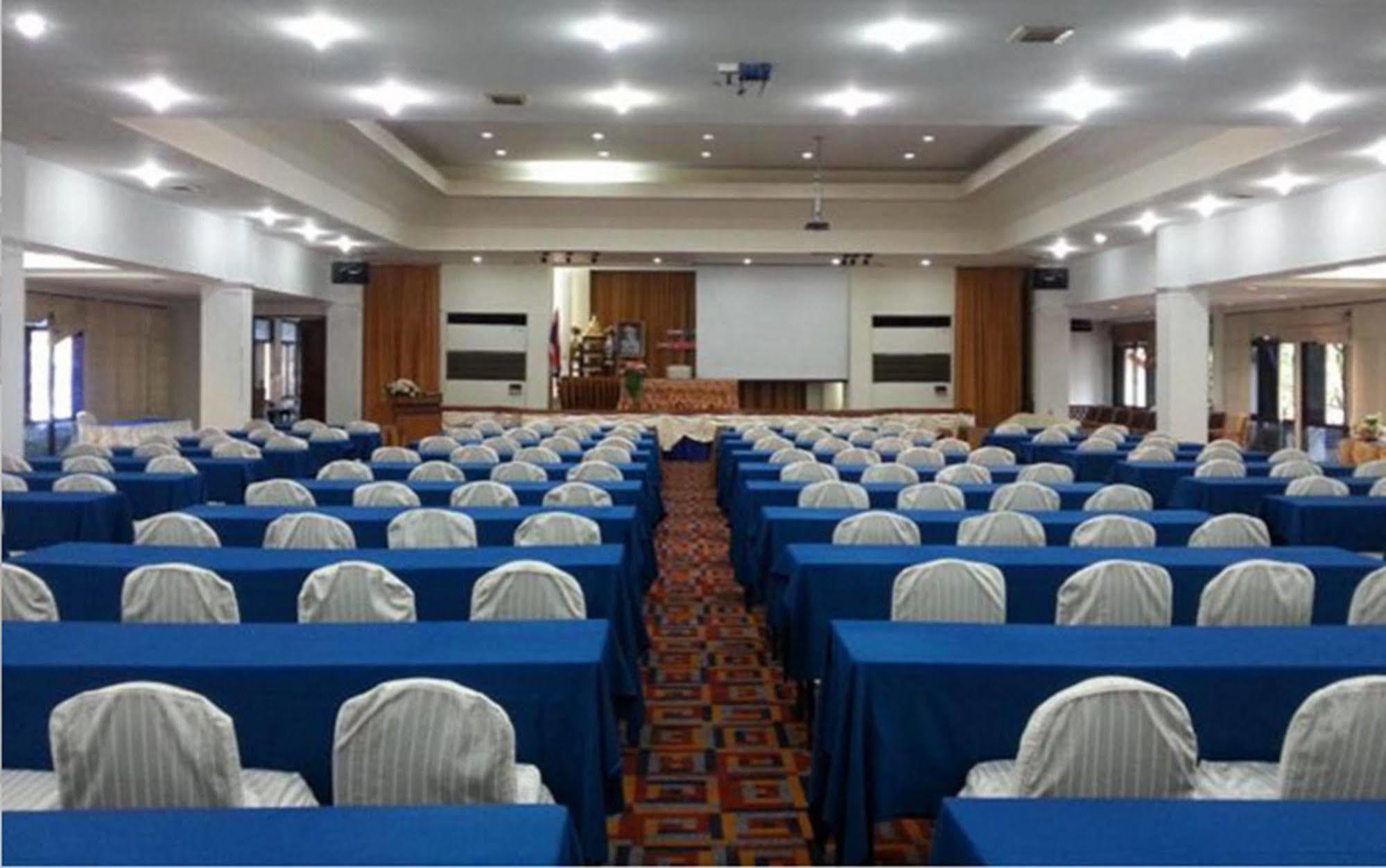 Dad D Resort By Lopburi Inn Resort Εξωτερικό φωτογραφία